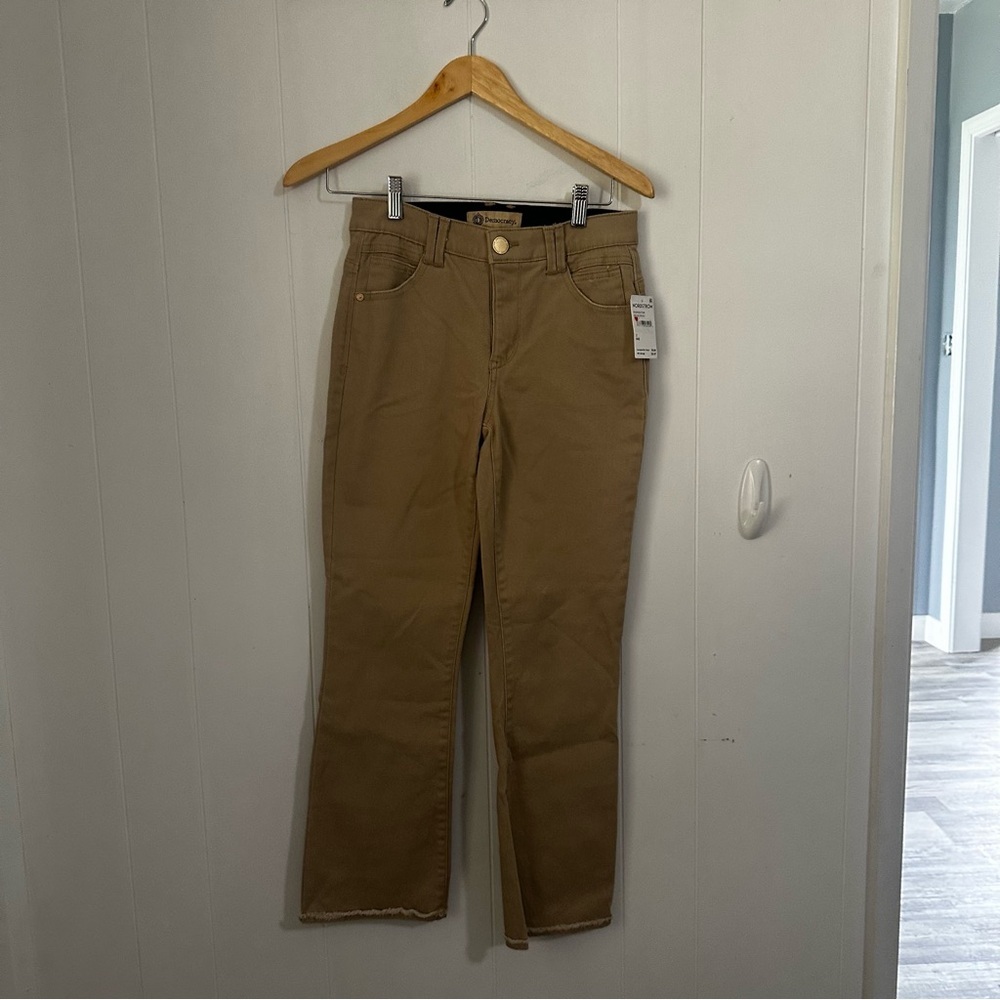 Democracy Women's Straight Leg Jeans - Tan